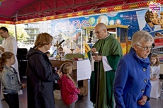 Kermismis bij de botsauto’s op het Bassin