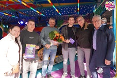 Familie Van Reeken gehuldigd voor hun 50-jarig jubileum op de Weerter kermis.